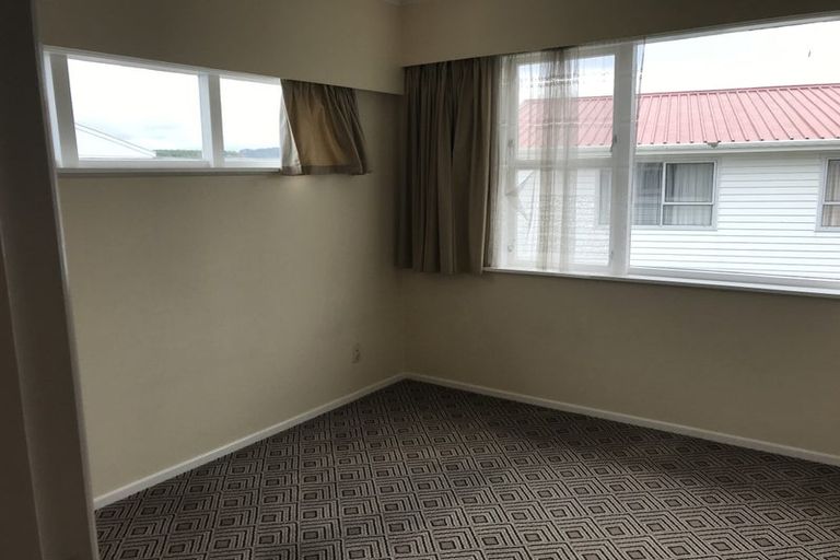 Photo of property in 2/95a Ira Street, Miramar, Wellington, 6022