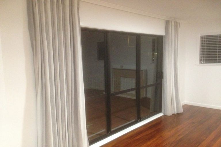 Photo of property in 1/54 Sunrise Avenue, Mairangi Bay, Auckland, 0630