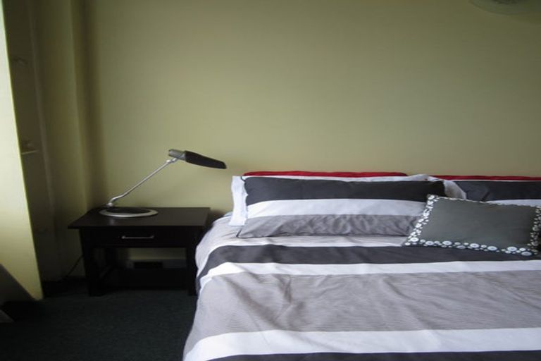 Photo of property in Qba Apartments, 2j/51 Webb Street, Mount Cook, Wellington, 6011