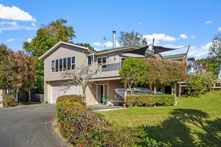 Photo of property in 4c Hurdlow Place, Manly, Whangaparaoa, 0930