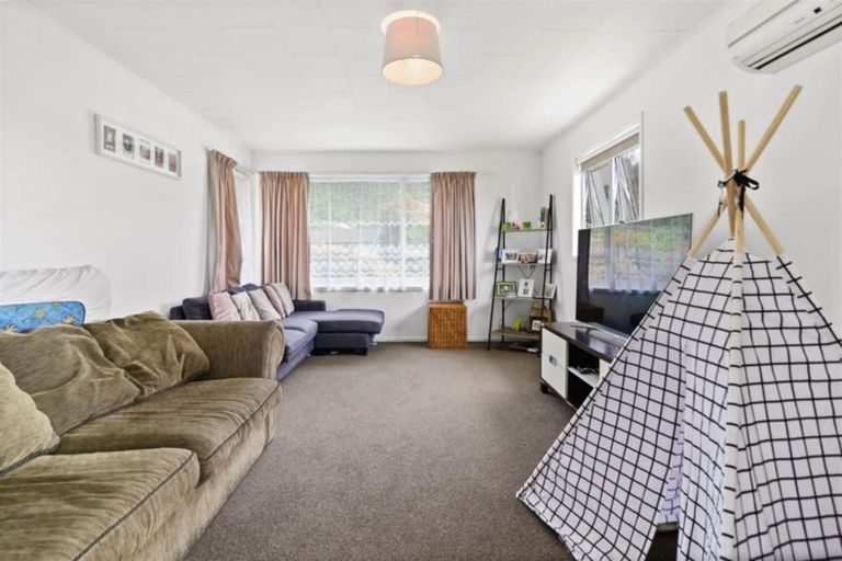 Photo of property in 23 Mallard Drive, Selwyn Heights, Rotorua, 3015