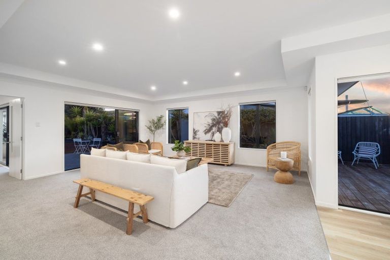 Photo of property in 4 Sandpiper Place, Waimairi Beach, Christchurch, 8083