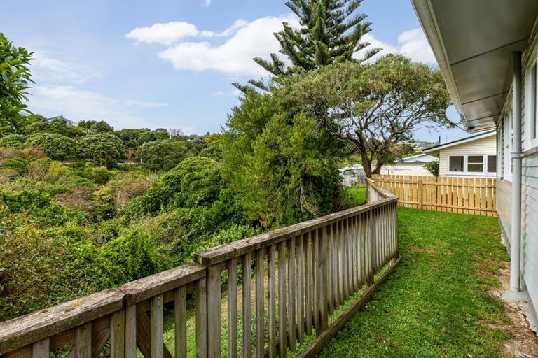 Photo of property in 36 Silverbirch Grove, Churton Park, Wellington, 6037