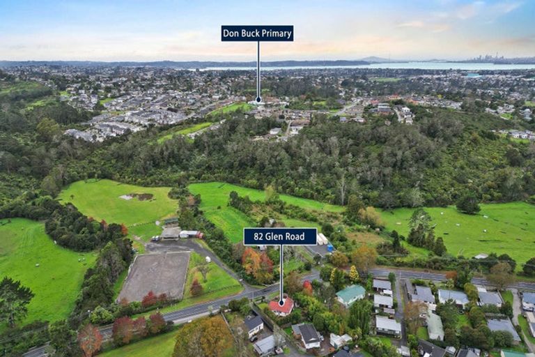 Photo of property in 82 Glen Road, Ranui, Auckland, 0612