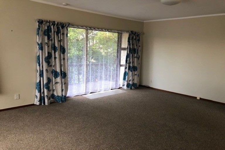 Photo of property in 83 Daffodil Street, Titirangi, Auckland, 0604