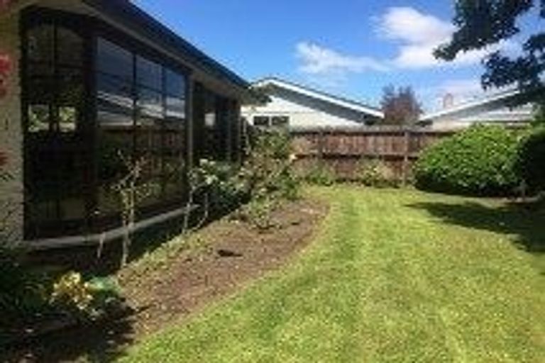 Photo of property in 57c Waimairi Road, Upper Riccarton, Christchurch, 8041