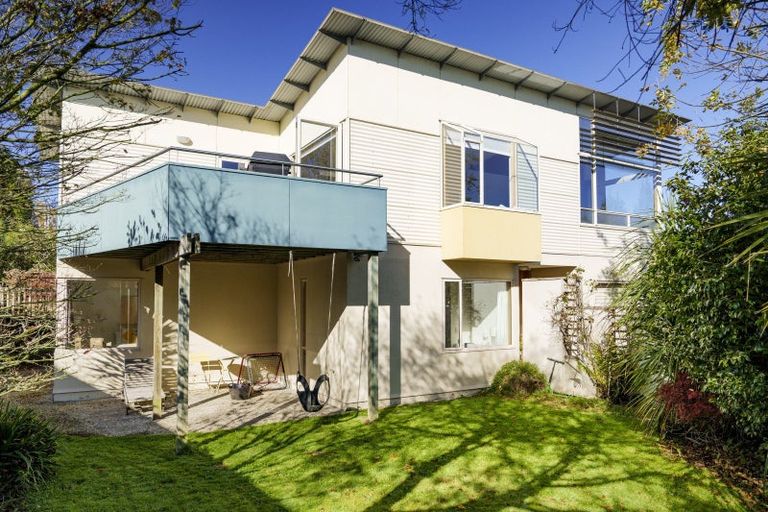 Photo of property in 20a Signal Hill Road, Opoho, Dunedin, 9010