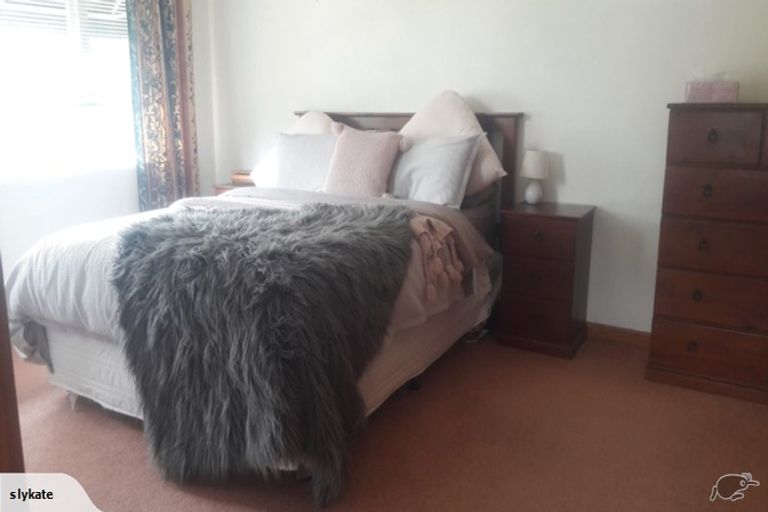 Photo of property in 15 Chamberlain Road, Karori, Wellington, 6012