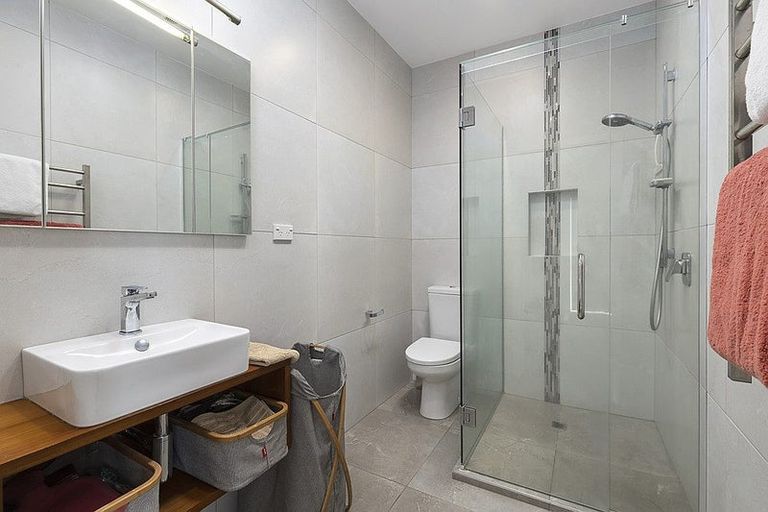 Photo of property in 26 Beach Road, Castor Bay, Auckland, 0620