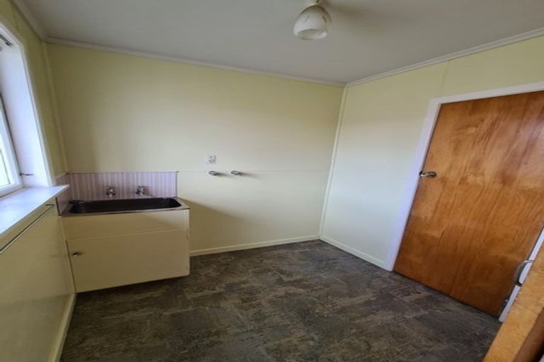 Photo of property in 264 Courtenay Street, Strandon, New Plymouth, 4312