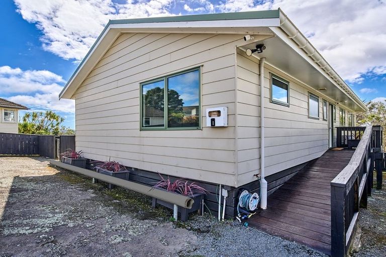Photo of property in 123 Bedford Street, Cannons Creek, Porirua, 5024