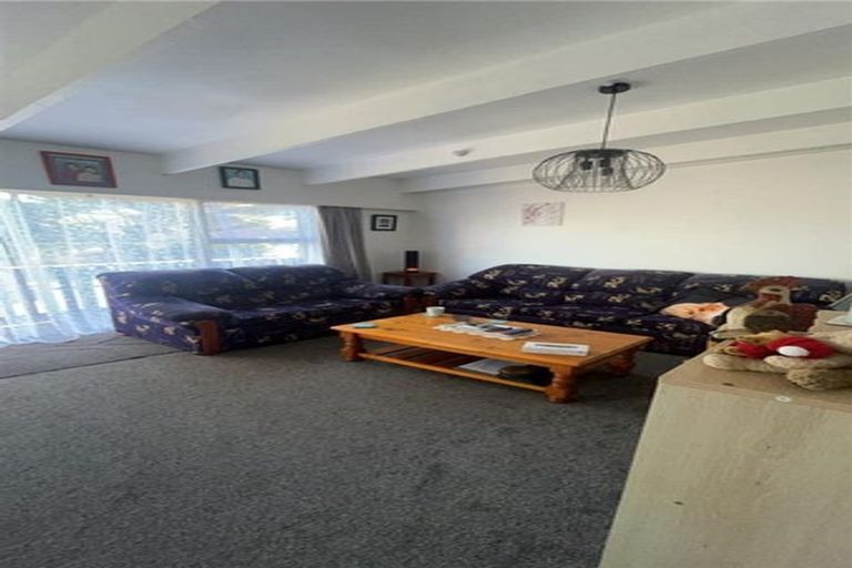 Photo of property in 99 Ruahine Street, Paraparaumu, 5032