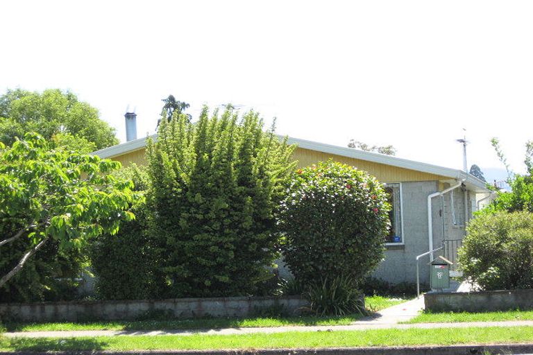 Photo of property in 126a Kippenberger Avenue, Rangiora, 7400