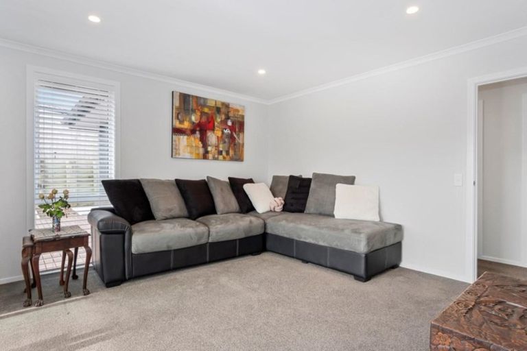 Photo of property in 1 Moira Close, Welcome Bay, Tauranga, 3175