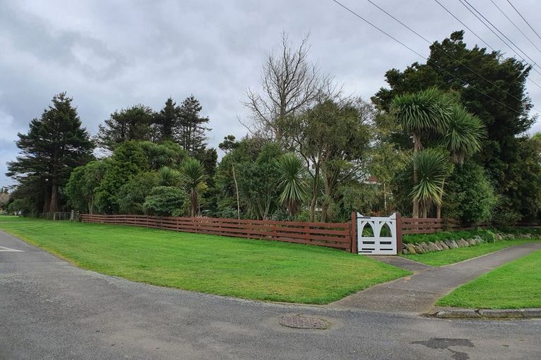Photo of property in 4 Bridger Place, Eltham, 4322