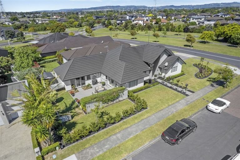 Photo of property in 9 Capriana Drive, Karaka, Papakura, 2113