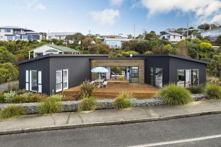 Photo of property in 46 Esplanade, Kaka Point, 9271