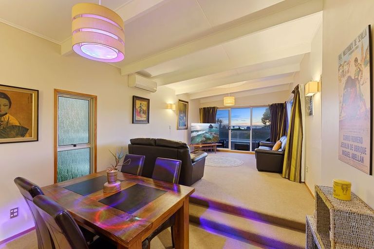 Photo of property in 93 Marine Parade, Paraparaumu Beach, Paraparaumu, 5032