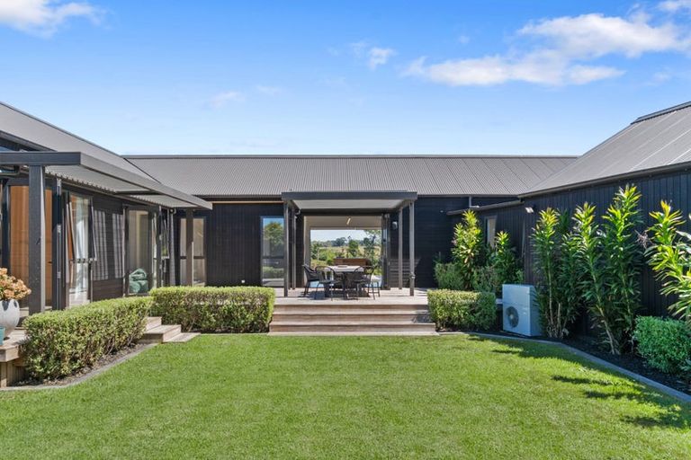 Photo of property in 28 Capriole Crescent, Kingseat, Papakura, 2580