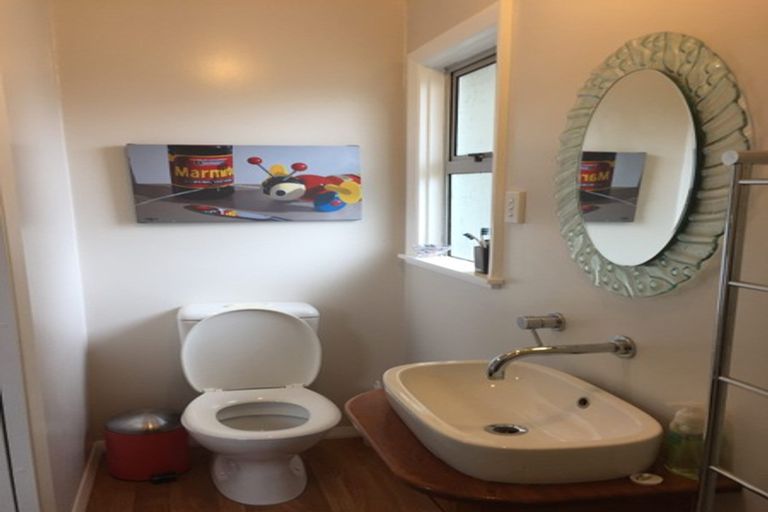 Photo of property in 14 Jellicoe Street, Greytown, 5712