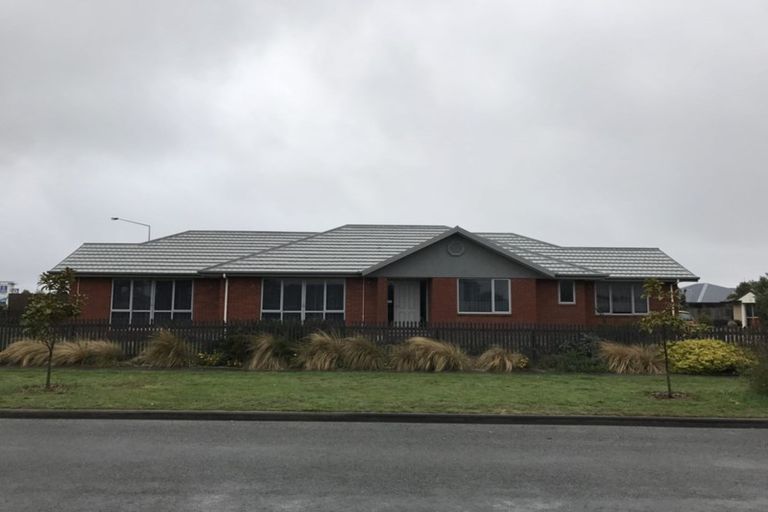 Photo of property in 1 Sioux Avenue, Wigram, Christchurch, 8042