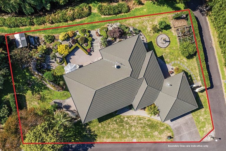 Photo of property in 2 Iwanui Close, Waitara, 4320