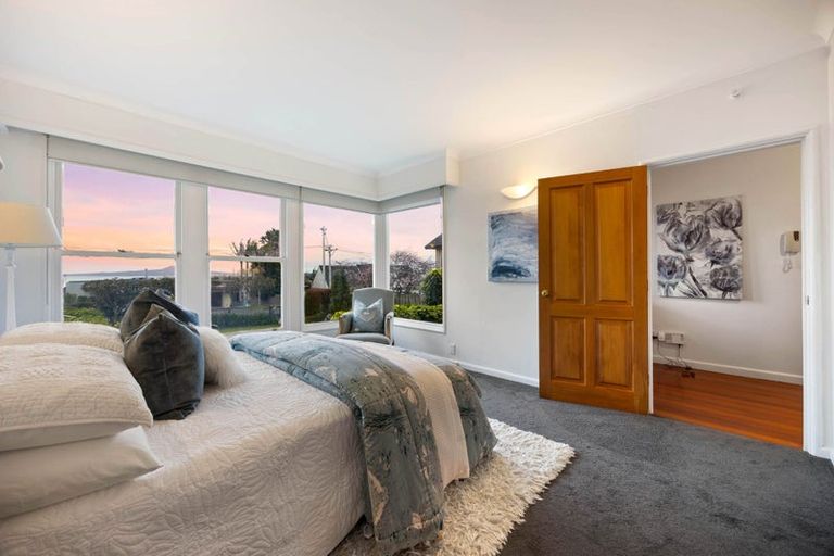 Photo of property in 24 Takutai Avenue, Bucklands Beach, Auckland, 2012