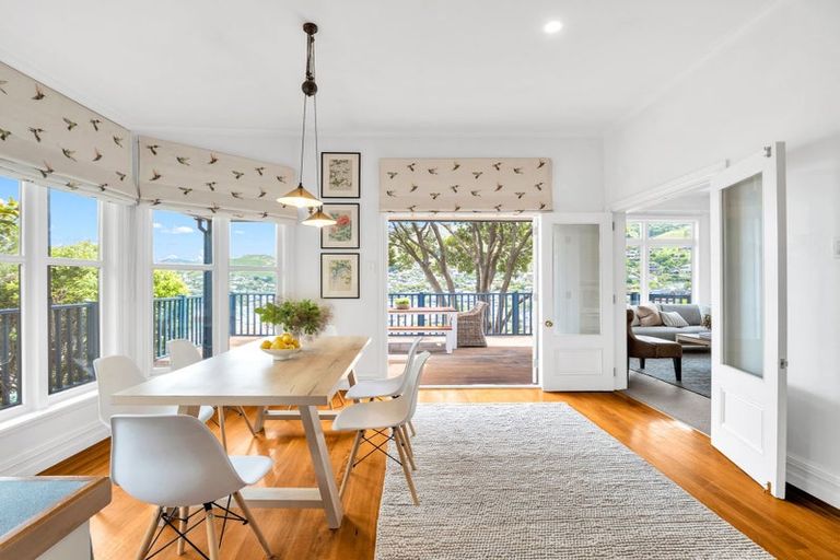 Photo of property in 40 Reserve Terrace, Lyttelton, 8082