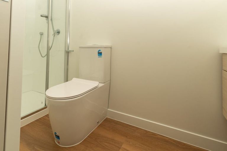 Photo of property in 8/2 Moor Avenue, Te Atatu Peninsula, Auckland, 0610