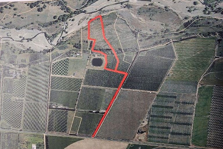 Photo of property in 53 Te Taniwha Road, One Tree Point, 0118