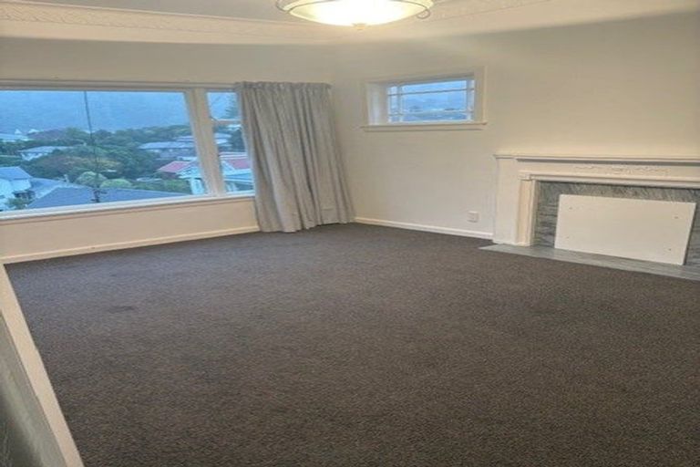 Photo of property in 17 Clutha Avenue, Khandallah, Wellington, 6035