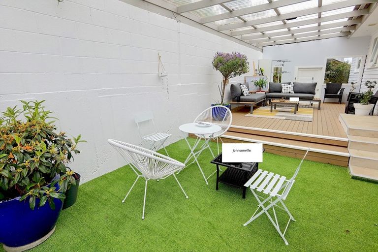 Photo of property in 70 Dominion Park Street, Johnsonville, Wellington, 6037