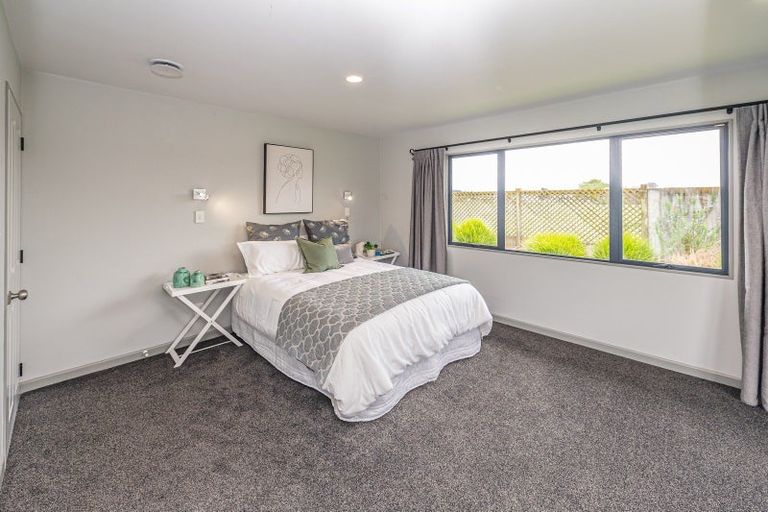 Photo of property in 43 Kakaho Drive, Tawhero, Whanganui, 4501