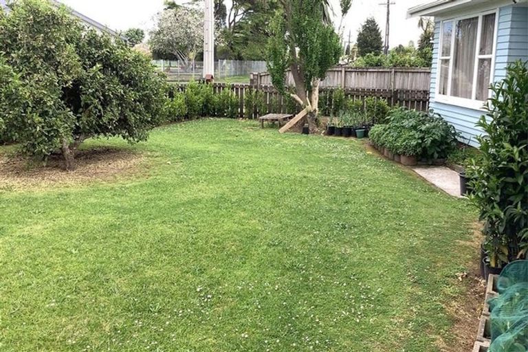 Photo of property in 1/6 Hunua Road, Papakura, 2110