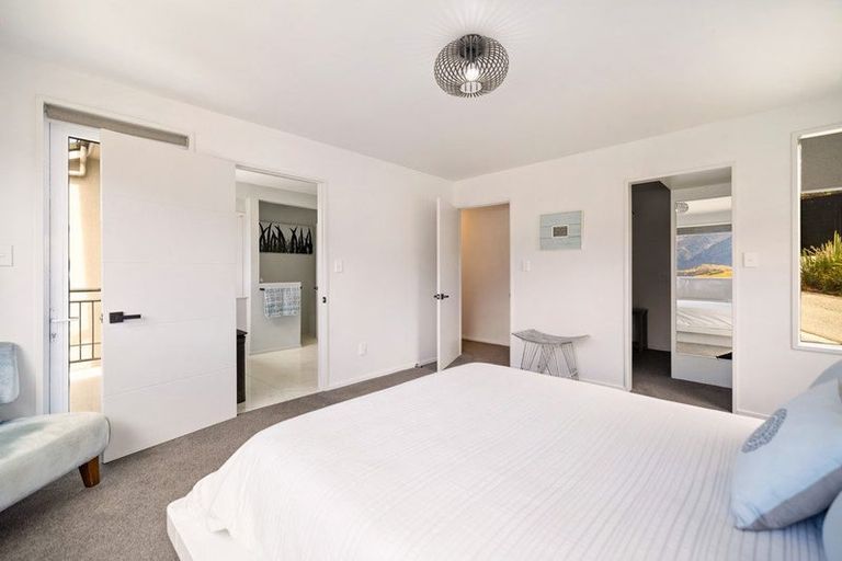 Photo of property in 108 Panorama Terrace, Queenstown, 9300