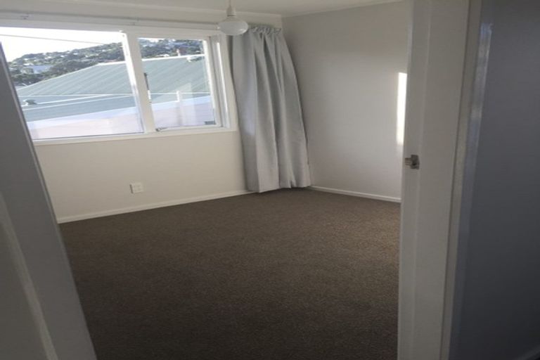 Photo of property in 1/27a Randwick Road, Northland, Wellington, 6012