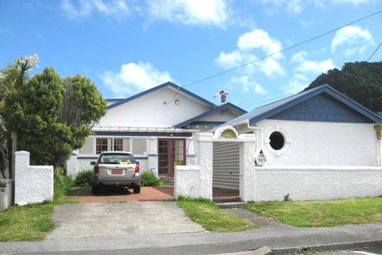Photo of property in 50 Burnham Street, Seatoun, Wellington, 6022