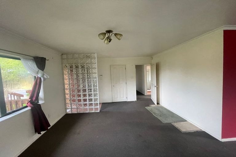 Photo of property in 1 Hansworth Place, Flat Bush, Auckland, 2019