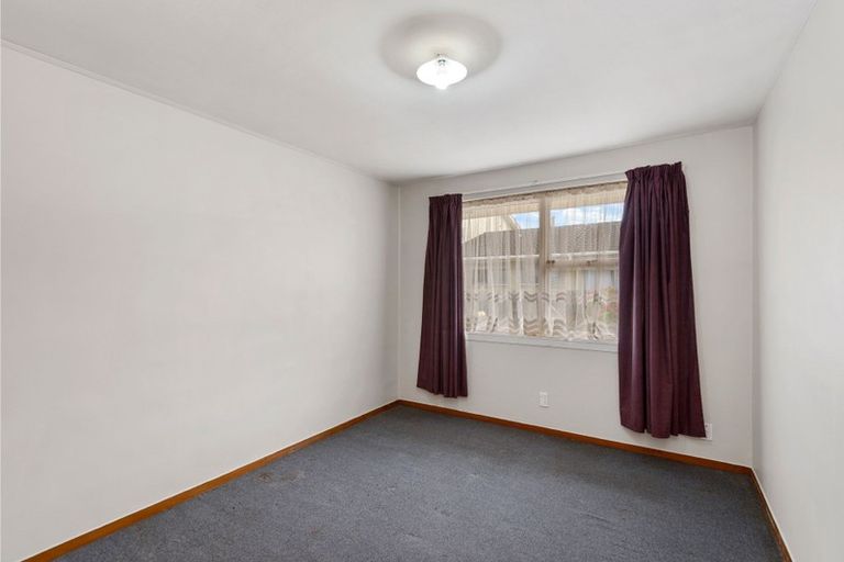 Photo of property in 2/355 Worcester Street, Linwood, Christchurch, 8011