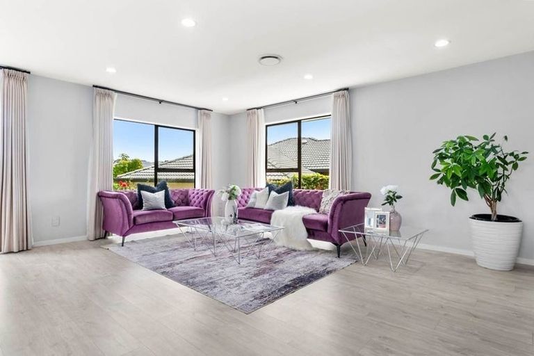 Photo of property in 19 Adelphi Place, Albany, Auckland, 0632