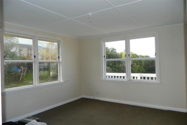 Photo of property in 2 Rakihau Place, Titahi Bay, Porirua, 5022