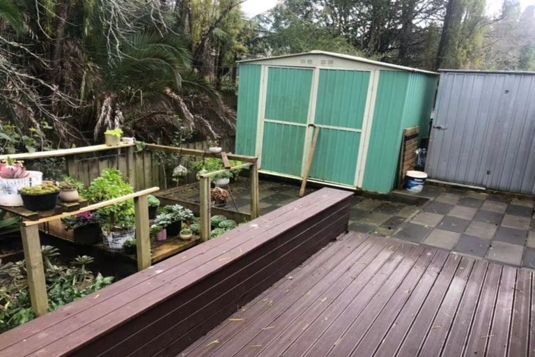 Photo of property in 16b Imperial Place, Henderson, Auckland, 0612