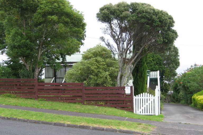 Photo of property in 78 Stanley Road, Glenfield, Auckland, 0629