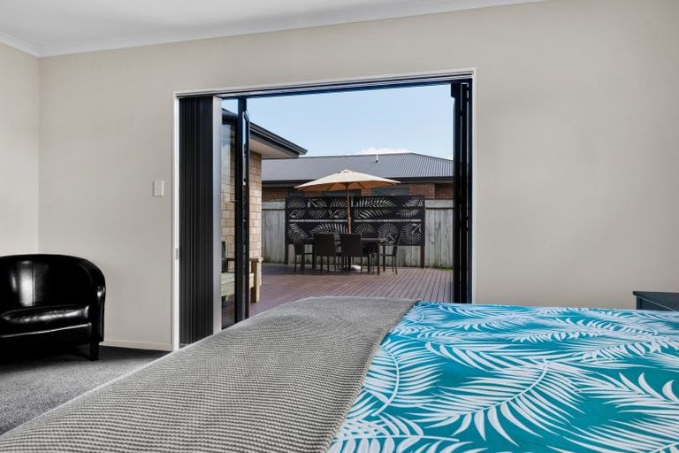 Photo of property in 38 Montague Grove, Stratford, 4332