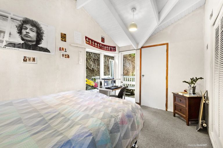 Photo of property in 27 Brixham Way, Newtown, Wellington, 6021