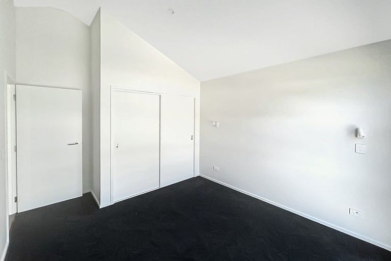 Photo of property in 63 Tiro Tiro Road, Levin, 5510