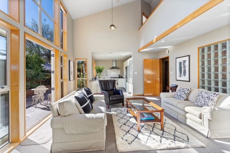 Photo of property in 69 Watford Street, Strowan, Christchurch, 8052