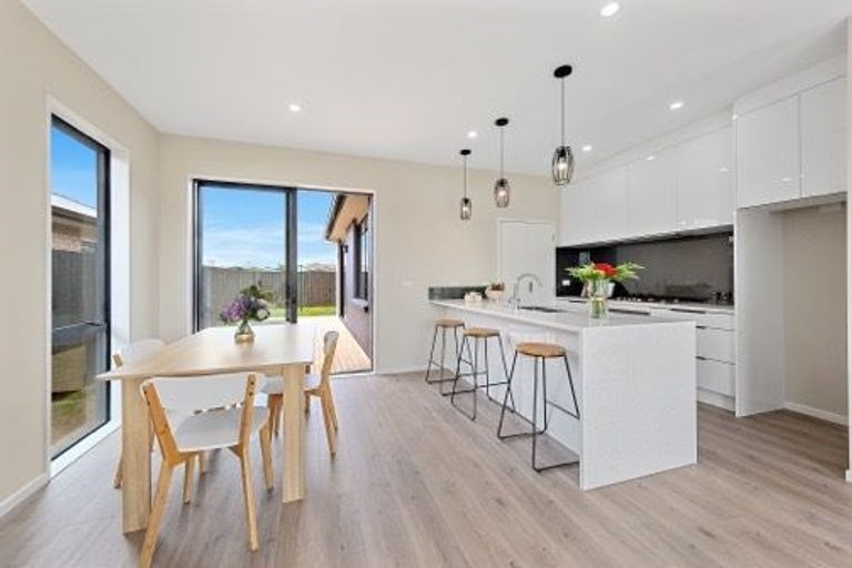 Photo of property in 3 Piripono Crescent, Pukekohe, 2120