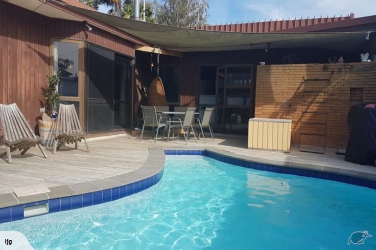 Photo of property in 1/117 Guppy Road, Taradale, Napier, 4112