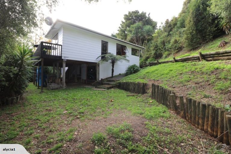 Photo of property in 5 Foley Place, Torbay, Auckland, 0632